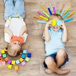 Lovevery Block Set - Bouwblokken - Houten Blokken - Educatief Speelgoed - Peuter Speelgoed - Duurzaam -Goedkope Blokken Winkel 550x392 1