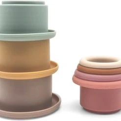 Magni Aps Magni - 7 Mini Siliconen Stapelbekertjes Met Gaatjes Aan De Onderkant - Diverse Kleuren