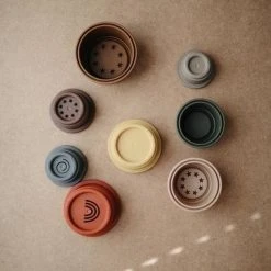 Stapelbekers Retro | Mushie -Goedkope Blokken Winkel 550x550 201