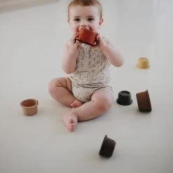 Stapelbekers Retro | Mushie -Goedkope Blokken Winkel 550x614 3