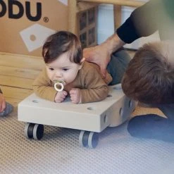 Modu Activity Toy - Scooter Board - Zachte Blokken - Speelgoed 1 Jaar - Balansbord -Blue -Goedkope Blokken Winkel 550x686 4