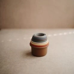 Mushie - Stapeltoren - Stapeltorens - Retro 36 Mushie - Stapeltoren - Stapeltorens - Retro -Goedkope Blokken Winkel 550x726 1