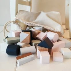 Toys Again.nl - 46 Houten Blokken - Inclusief Rugzak - Baby - Kind - Houten Speelgoed -Goedkope Blokken Winkel 550x734 3